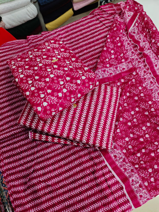 Cotton printed 3 pis set top 2.5 mtr bottom, 2.25 mtr dupatta 2.25 mtr